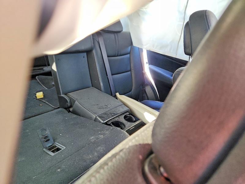 Foto 11 de la subasta – 2014 KIA SORENTO con VIN 5XYKWDA73EG522892