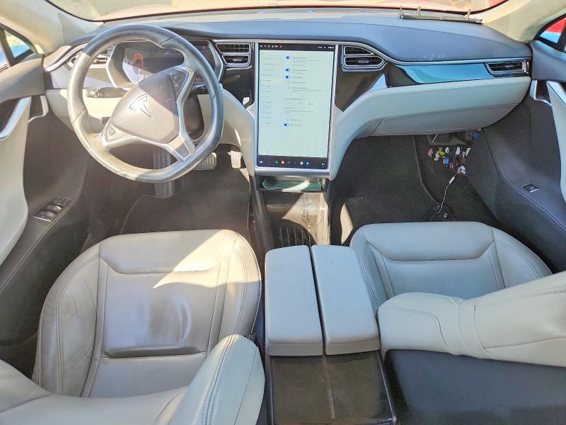 صورة رقم 8 من المزاد - 2015 TESLA MODEL S مع VIN 5YJSA1E20FF116086