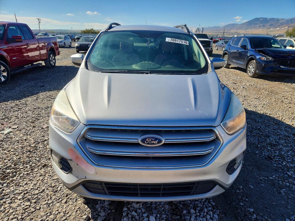 Фото 5 с аукциона – 2018 FORD ESCAPE с VIN 1FMCU9GD6JUC12468