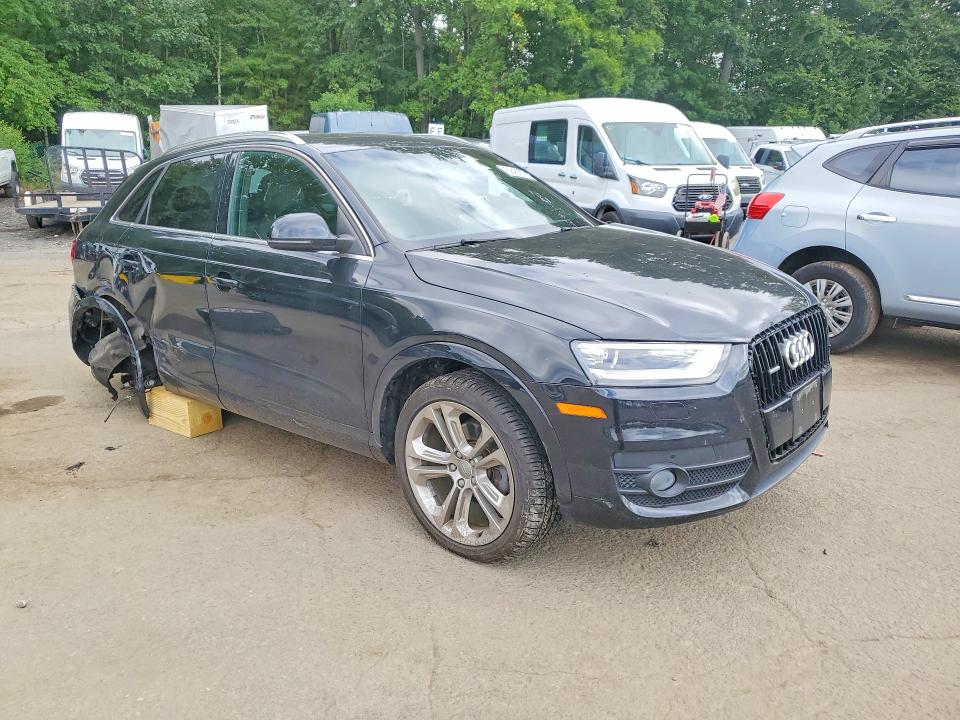 Снимка 4 от търг – 2015 AUDI Q3 с VIN WA1GFCFS9FR004277