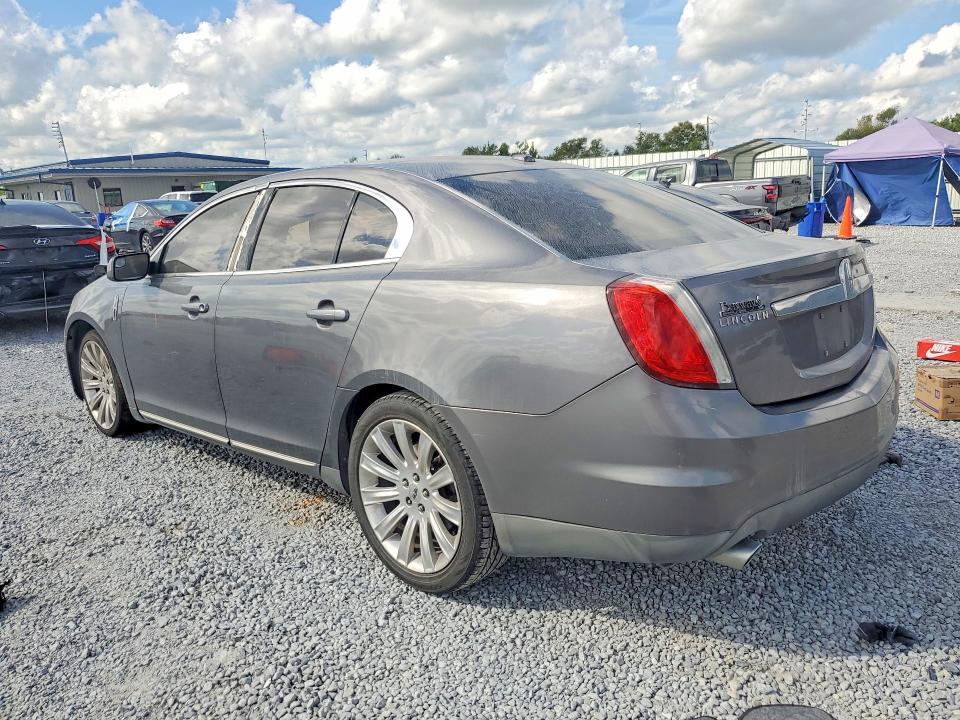Foto 2 de la subasta – 2011 LINCOLN MKS con VIN 1LNHL9DR0BG609781