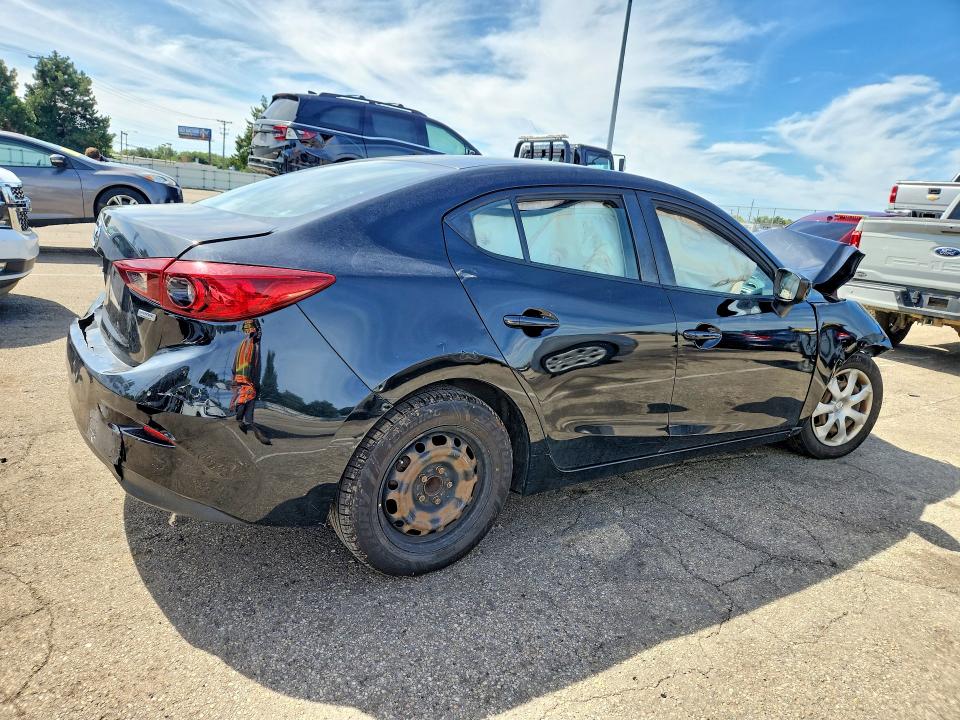 Фото 3 с аукциона – 2016 MAZDA 3 с VIN JM1BM1T71G1329340