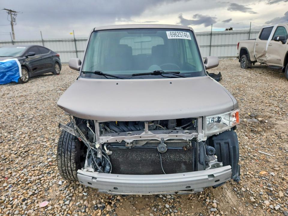 Photo 5 from auction – 2006 SCION XB with VIN JTLKT334X64111080
