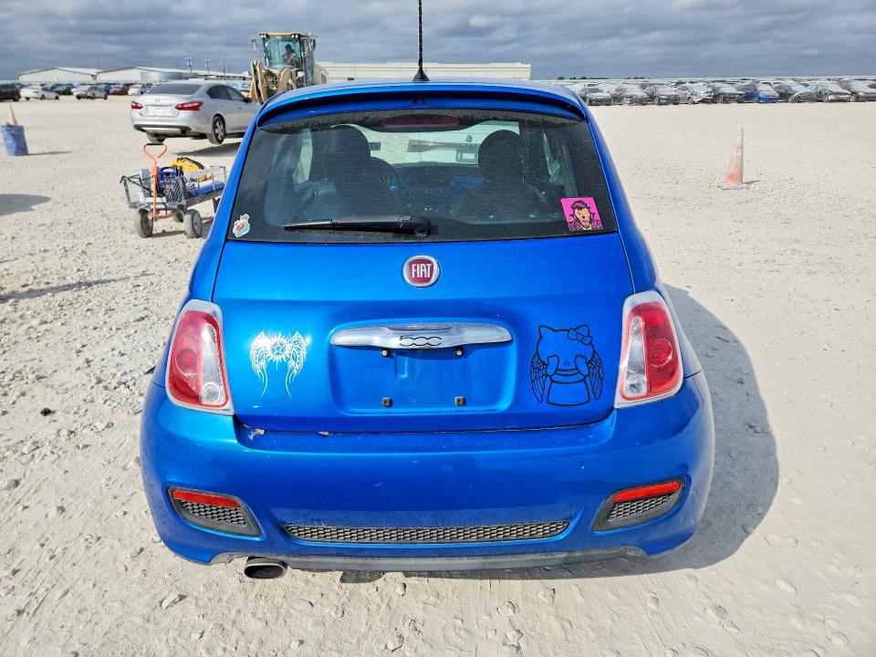 صورة رقم 6 من المزاد - 2015 FIAT 500 مع VIN 3C3CFFBR9FT653100