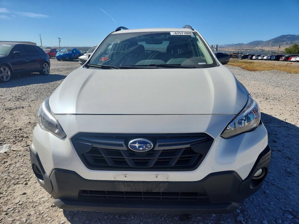 Photo 5 from auction – 2022 SUBARU CROSSTREK with VIN JF2GTHSC2NH270515