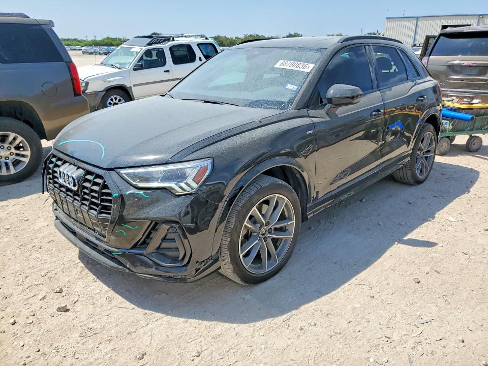 AUDI Q3 2025 with VIN WA1DECF35S1016059 - Photo from auction