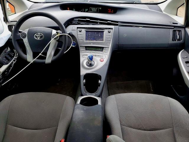 Снимка 8 от търг – 2015 TOYOTA PRIUS с VIN JTDKN3DU4F1997676