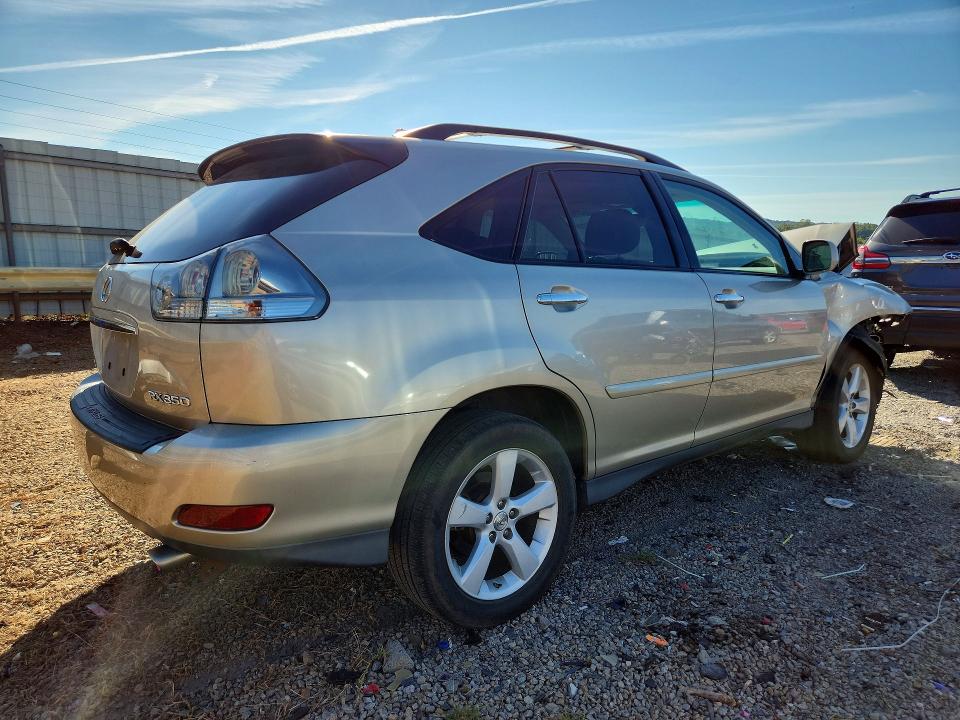 Photo 3 from auction – 2008 LEXUS RX with VIN 2T2HK31U68C071197