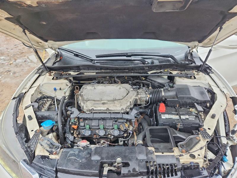 Photo 11 from auction – 2013 HONDA ACCORD with VIN 1HGCR3F8XDA006388