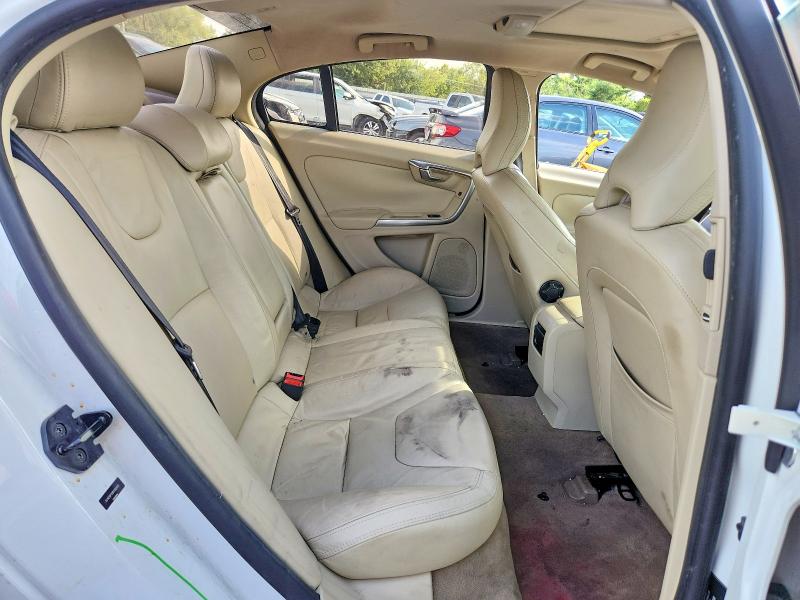 Photo 10 from auction – 2013 VOLVO S60 with VIN YV1612FS1D2185658