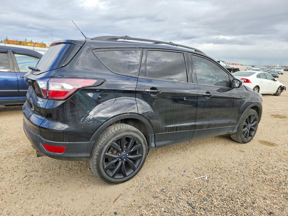 Снимка 3 от търг – 2017 FORD ESCAPE с VIN 1FMCU0GDXHUB69971