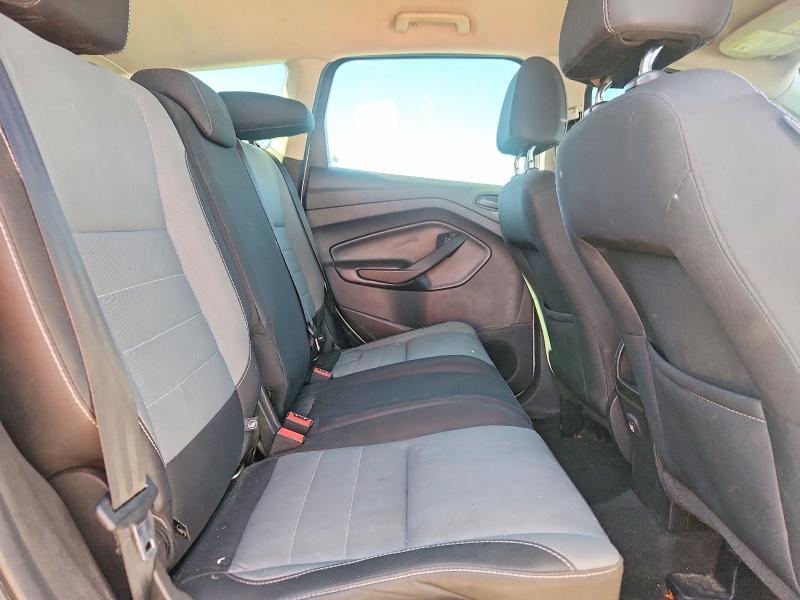 Photo 10 from auction – 2017 FORD ESCAPE with VIN 1FMCU0F77HUC13940