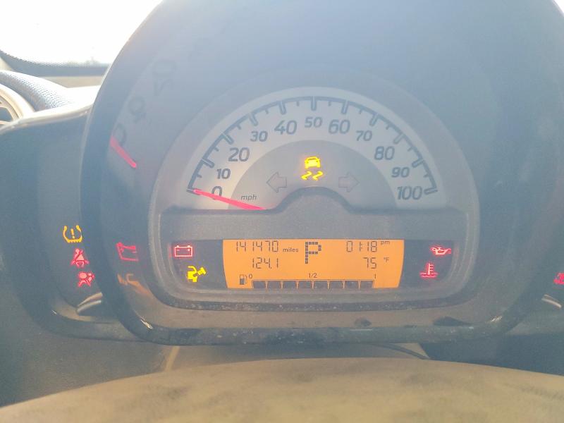 Photo 9 from auction – 2013 SMART FORTWO with VIN WMEEJ3BA7DK688231