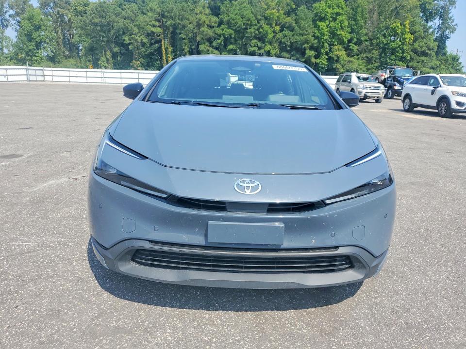 Снимка 5 от търг – 2023 TOYOTA PRIUS с VIN JTDACAAU3P3008220