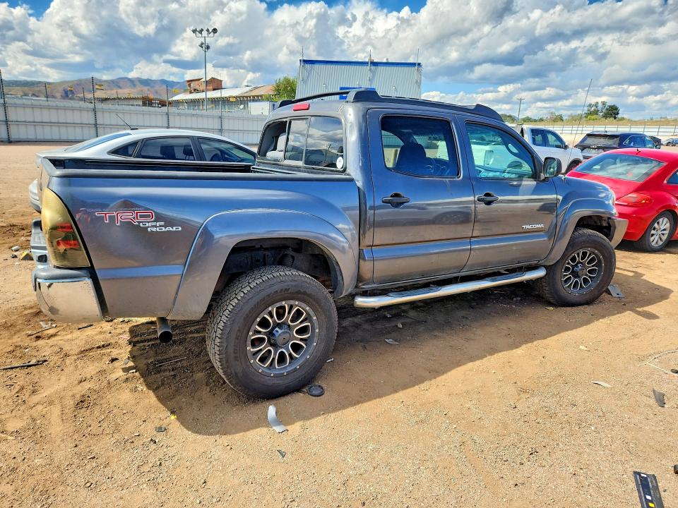 Снимка 3 от търг – 2011 TOYOTA TACOMA с VIN 3TMLU4EN2BM068023