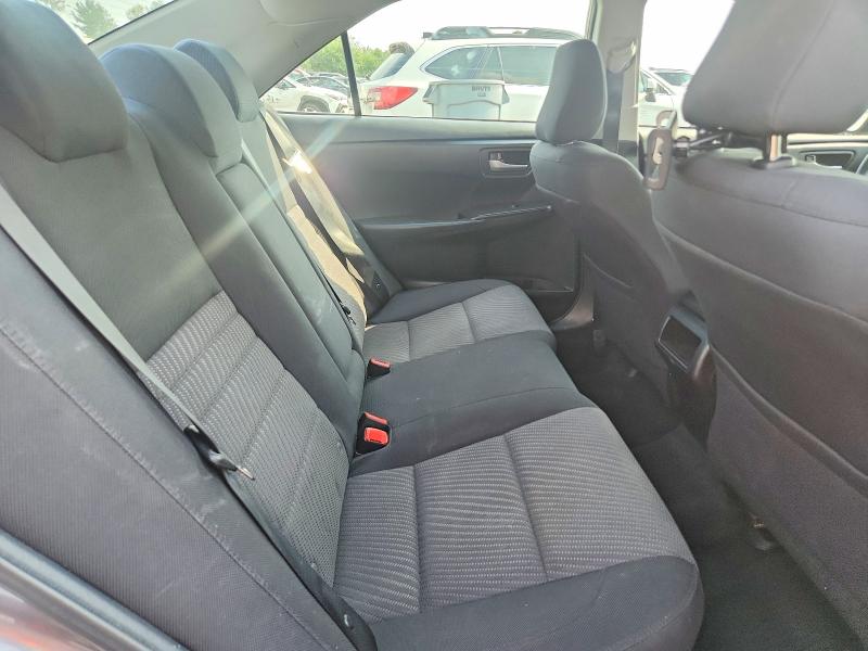 Снимка 10 от търг – 2016 TOYOTA CAMRY с VIN 4T4BF1FK6GR578968