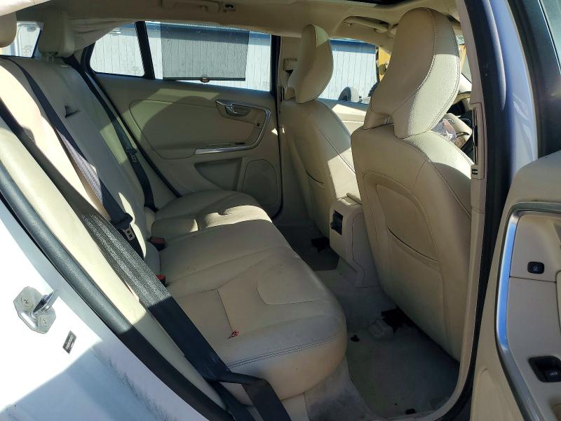 صورة رقم 11 من المزاد - 2016 VOLVO V60 مع VIN YV140MEK7G1292179