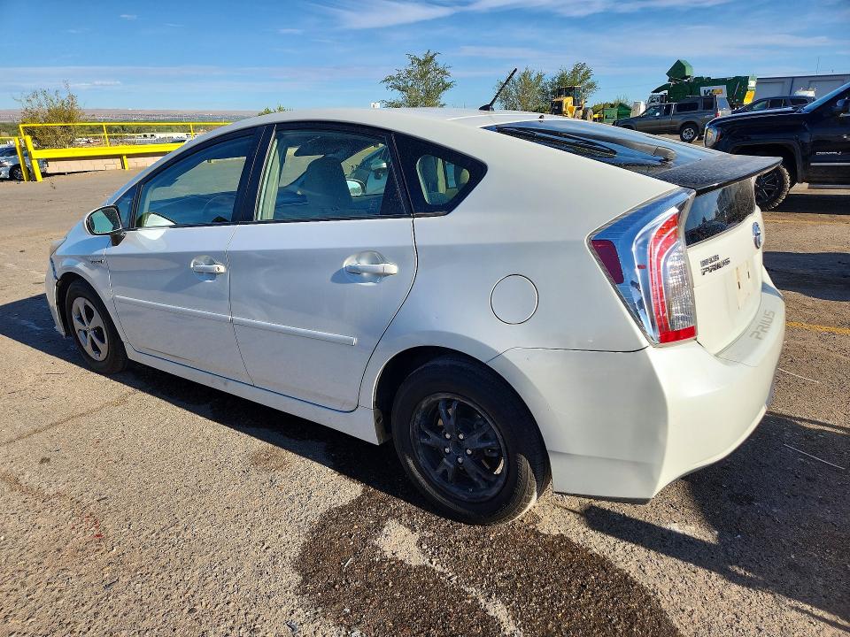 Photo 2 from auction – 2012 TOYOTA PRIUS with VIN JTDKN3DU9C1577262