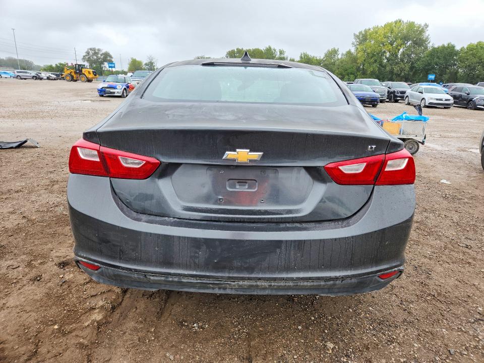Photo 6 from auction – 2018 CHEVROLET MALIBU with VIN 1G1ZD5ST6JF247272