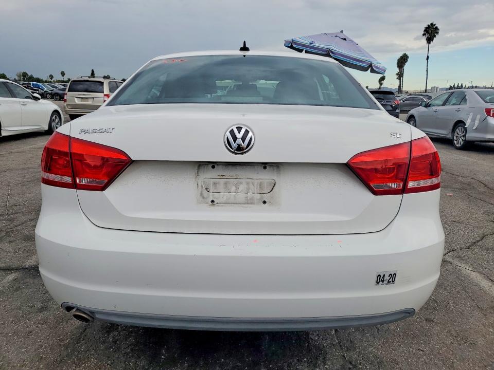 Photo 6 from auction – 2013 VOLKSWAGEN PASSAT with VIN 1VWBP7A34DC074058