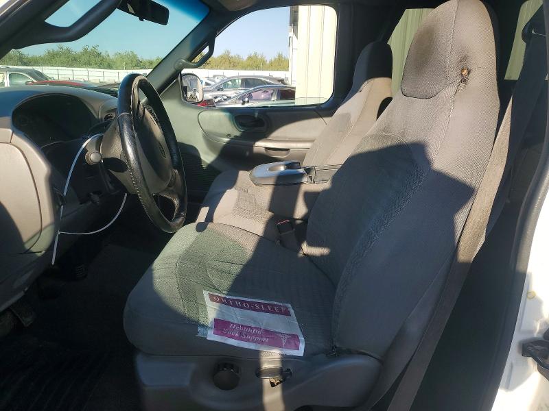 Photo 7 from auction – 2000 FORD F150 with VIN 1FTRX07W1YKA80227