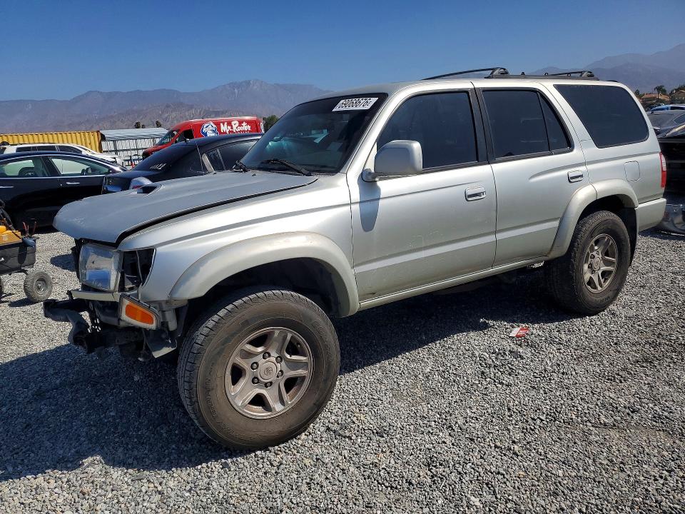 TOYOTA 4RUNNER 2000 с VIN JT3GN86R5Y0136404 - Фото с аукциона