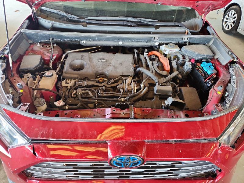 Photo 12 from auction – 2019 TOYOTA RAV4 with VIN 2T3DWRFV5KW036496