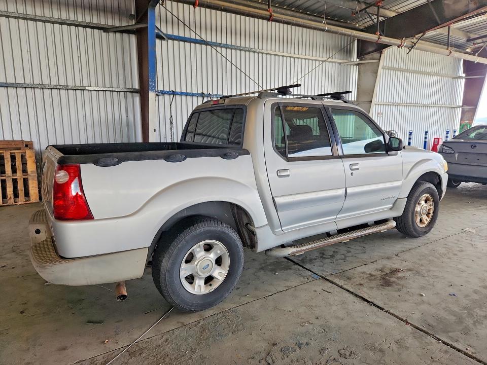 Photo 3 from auction – 2002 FORD EXPLORER SPORT TRAC with VIN 1FMZU77E82UB94838