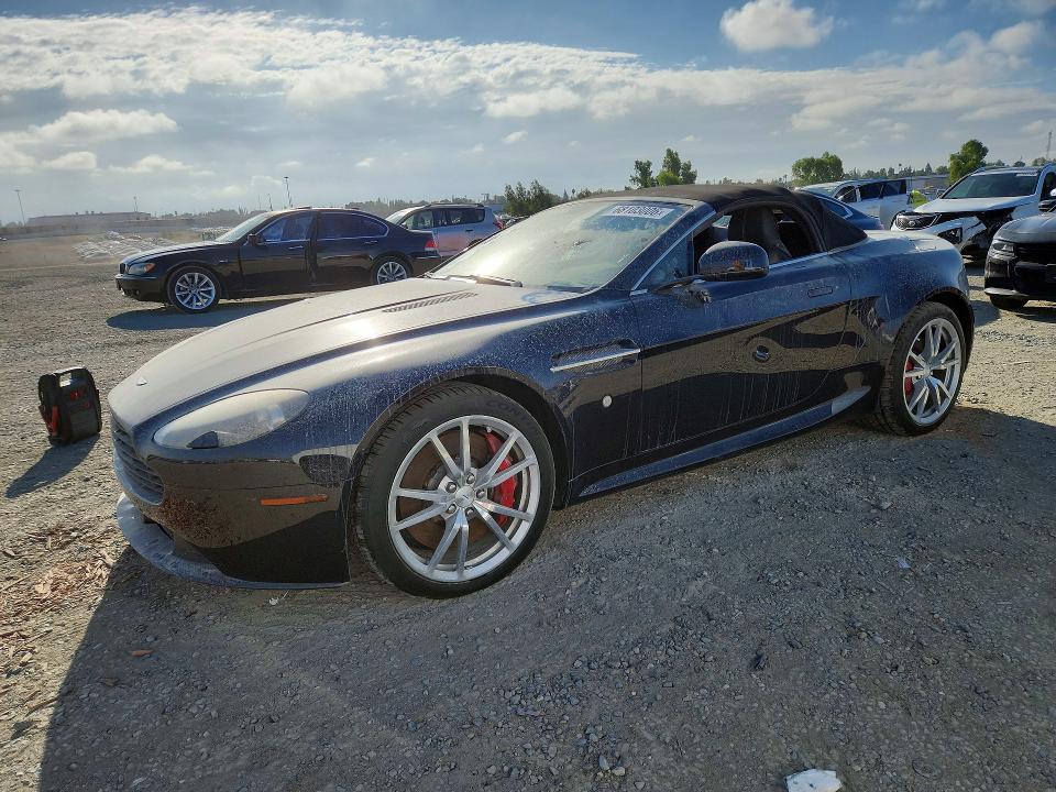 ASTON MARTIN V8 2014 z numerem VIN SCFEKBBK0EGD18195 - Zdjęcie z aukcji