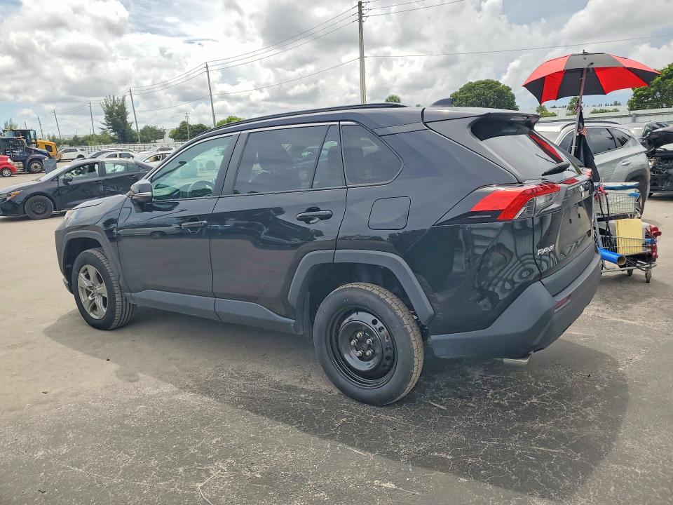 Photo 2 from auction – 2024 TOYOTA RAV4 with VIN 2T3W1RFV4RW334314