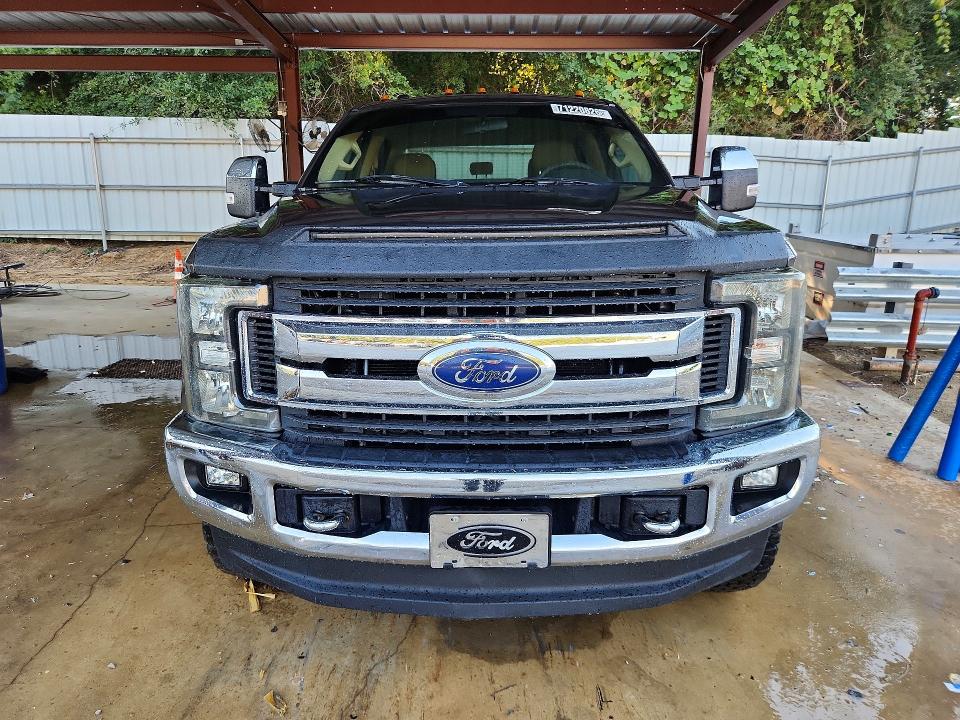 صورة رقم 5 من المزاد - 2017 FORD F250 مع VIN 1FT7W2B6XHEE61098