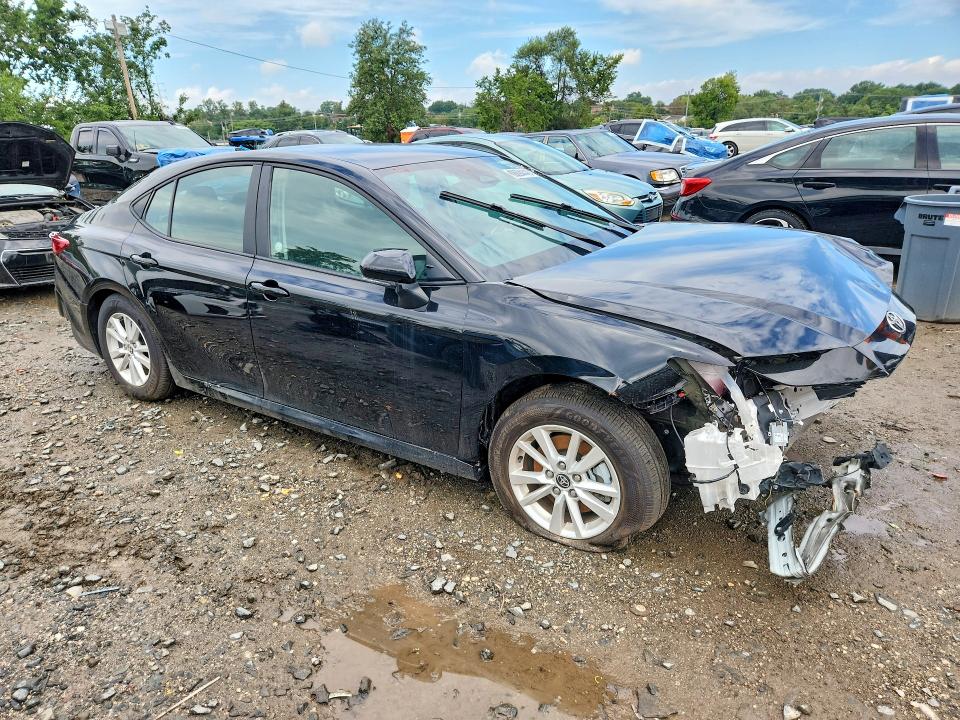 Photo 4 from auction – 2026 TOYOTA CAMRY with VIN 4T1DAACK4TU213575