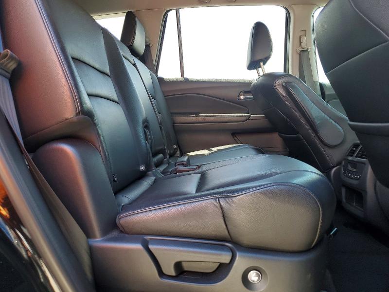 Photo 11 from auction – 2017 HONDA PILOT with VIN 5FNYF5H5XHB040825