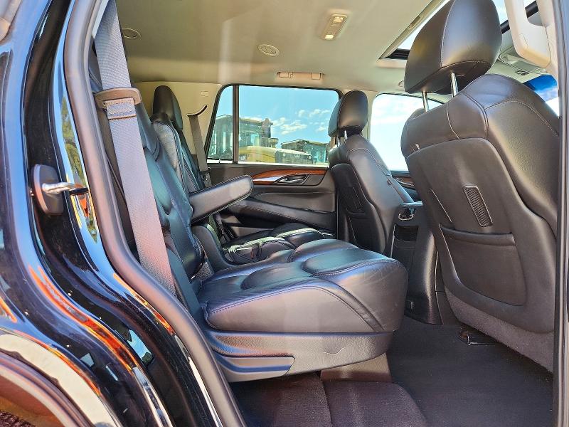 Photo 11 from auction – 2018 CADILLAC ESCALADE with VIN 1GYS4BKJ8JR259826