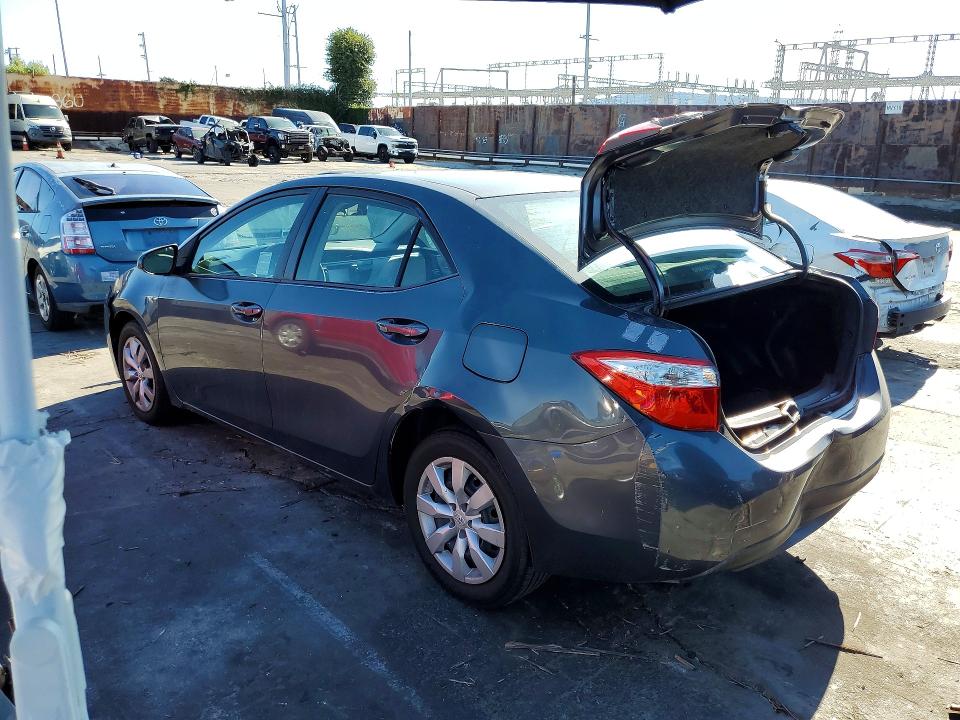Photo 2 from auction – 2015 TOYOTA COROLLA with VIN 5YFBURHE1FP337583