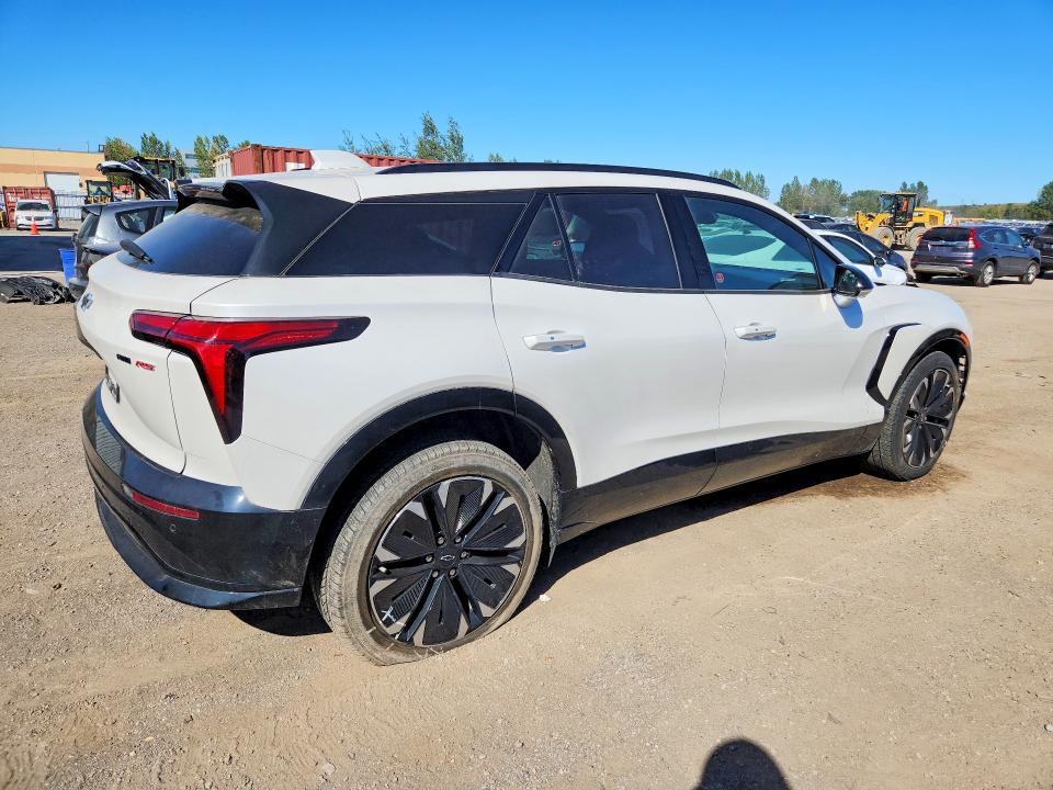 Снимка 3 от търг – 2024 CHEVROLET BLAZER с VIN 3GNKDCRJ8RS192744