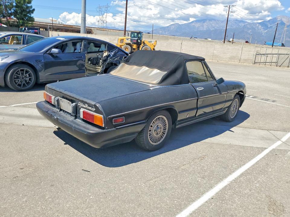 Photo 3 from auction – 1981 ALFA ROMEO VELOCE with VIN ZARBA5415B1010290