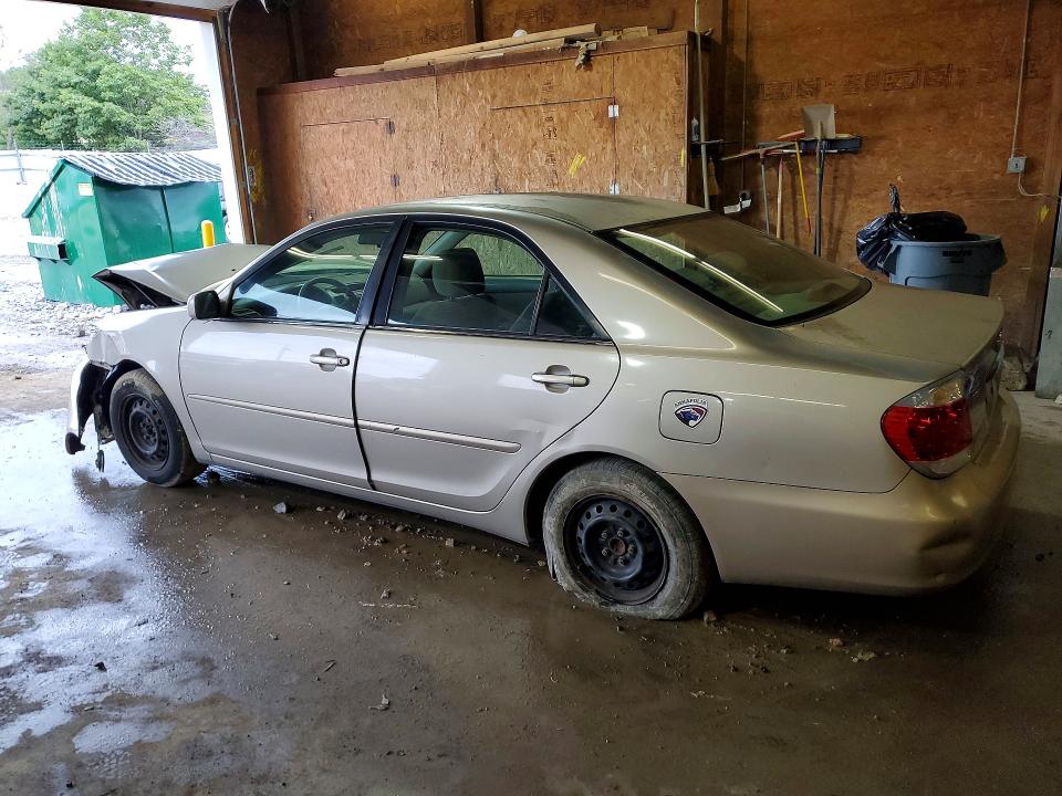 Photo 2 from auction – 2005 TOYOTA CAMRY with VIN 4T1BE30KX5U564408