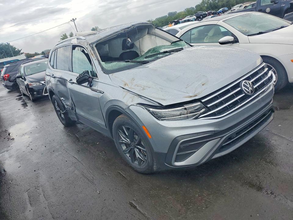 Снимка 4 от търг – 2022 VOLKSWAGEN TIGUAN с VIN 3VV2B7AX9NM165283
