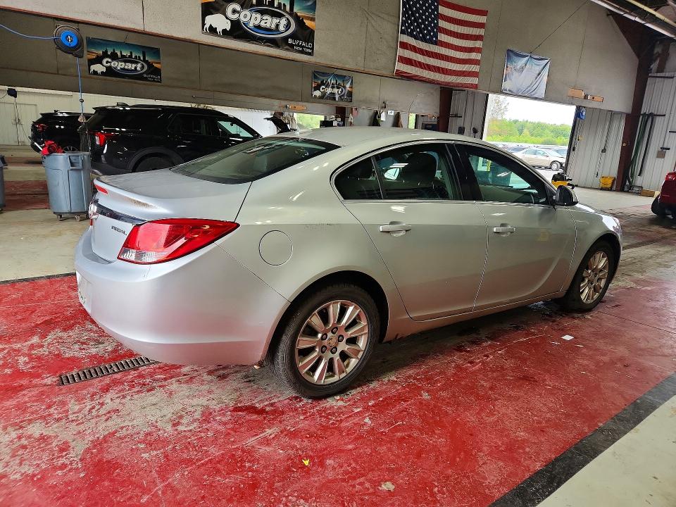 Фото 3 с аукциона – 2012 BUICK REGAL с VIN 2G4GR5ERXC9132598