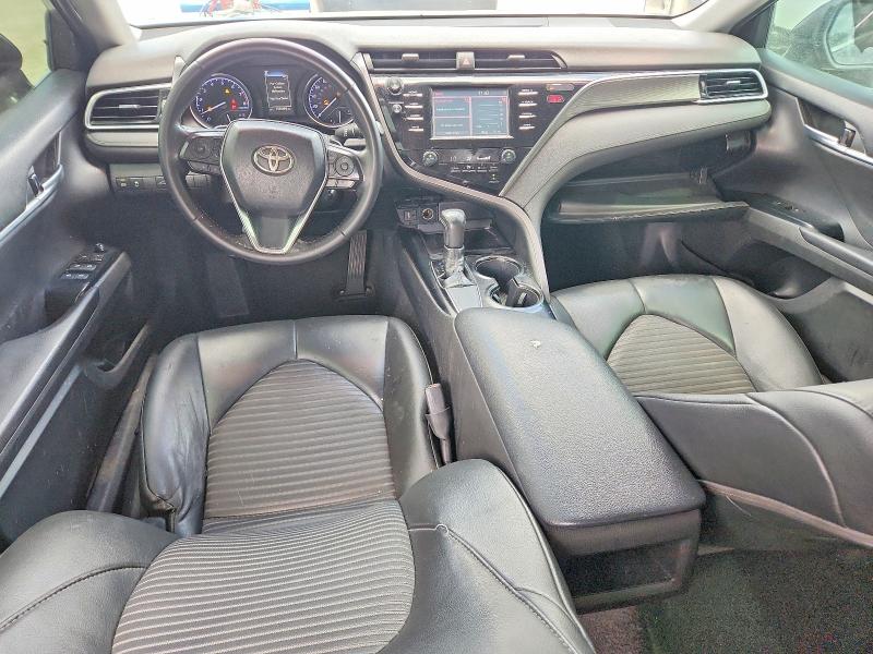 Снимка 8 от търг – 2018 TOYOTA CAMRY с VIN 4T1B11HK9JU592862