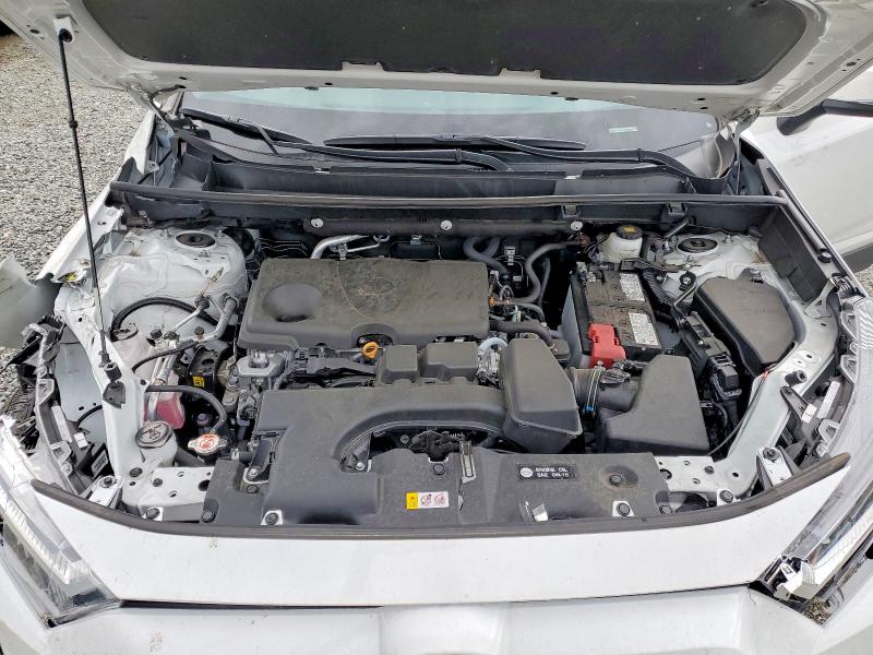 Photo 12 from auction – 2025 TOYOTA RAV4 with VIN 2T3K1RFV9SW404880