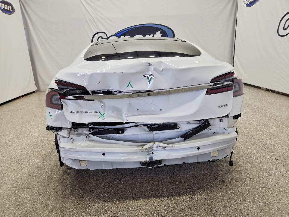 Photo 6 from auction – 2016 TESLA MODEL S with VIN 5YJSA1E21GF139782