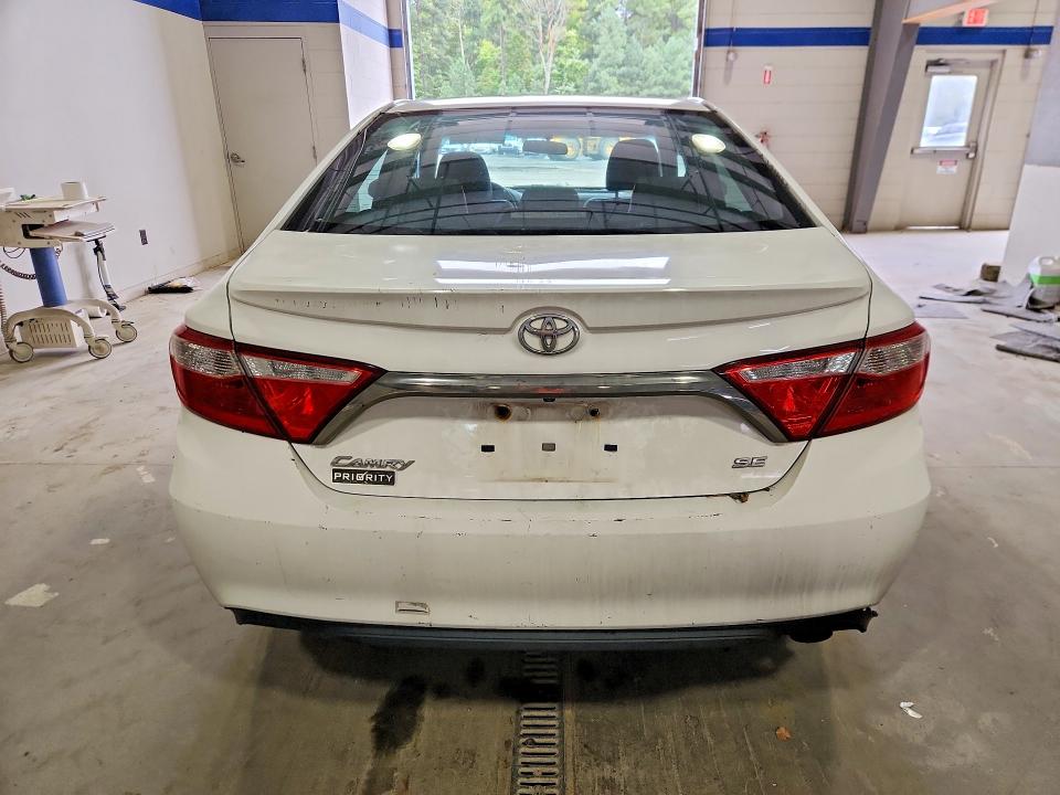 Photo 6 from auction – 2016 TOYOTA CAMRY with VIN 4T1BF1FK5GU140338