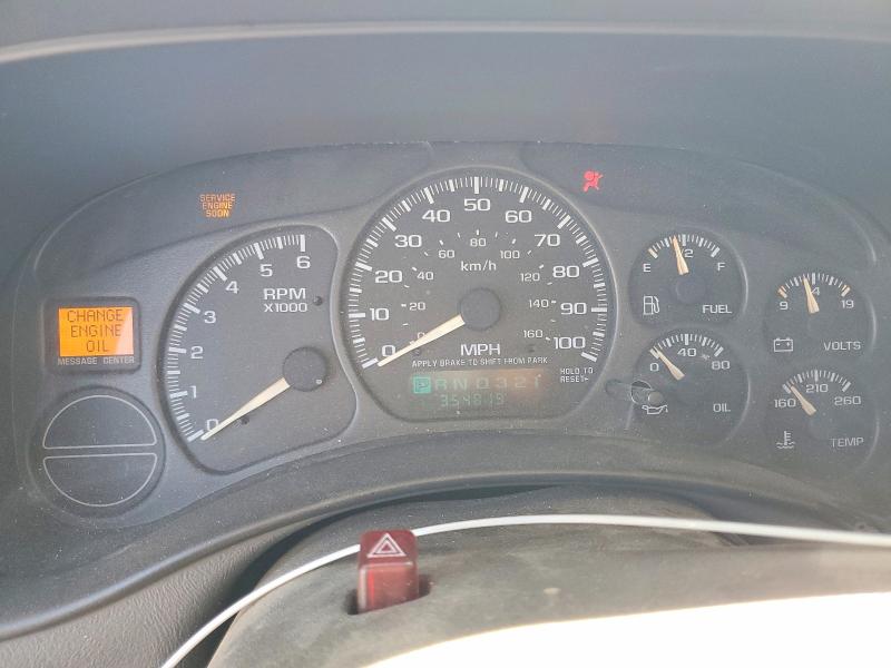 Photo 9 from auction – 2002 CHEVROLET SILVERADO with VIN 2GCEC19V821348735