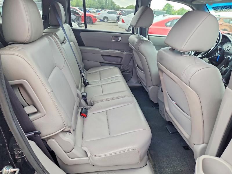 Photo 11 from auction – 2015 HONDA PILOT with VIN 5FNYF4H59FB026762