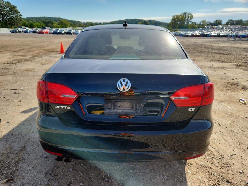 Photo 6 from auction – 2014 VOLKSWAGEN JETTA with VIN 3VWD07AJ6EM423703