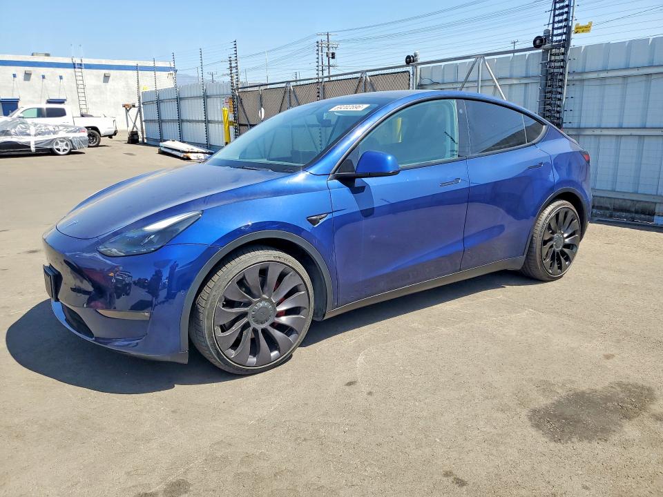 TESLA MODEL Y 2022 с VIN 7SAYGDEF2NF330172 - Фото с аукциона