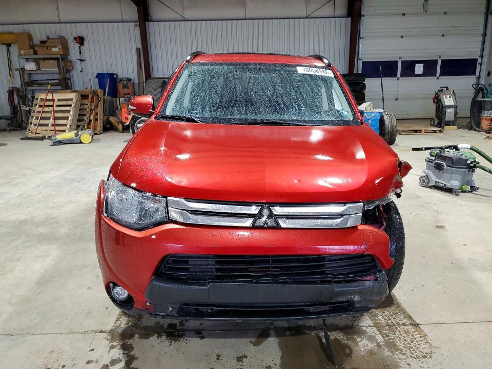 Снимка 5 от търг – 2015 MITSUBISHI OUTLANDER с VIN JA4AD3A3XFZ007698