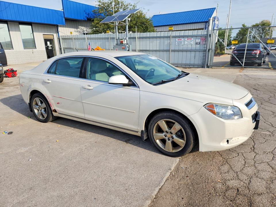 Photo 4 from auction – 2011 CHEVROLET MALIBU with VIN 1G1ZD5E14BF354882